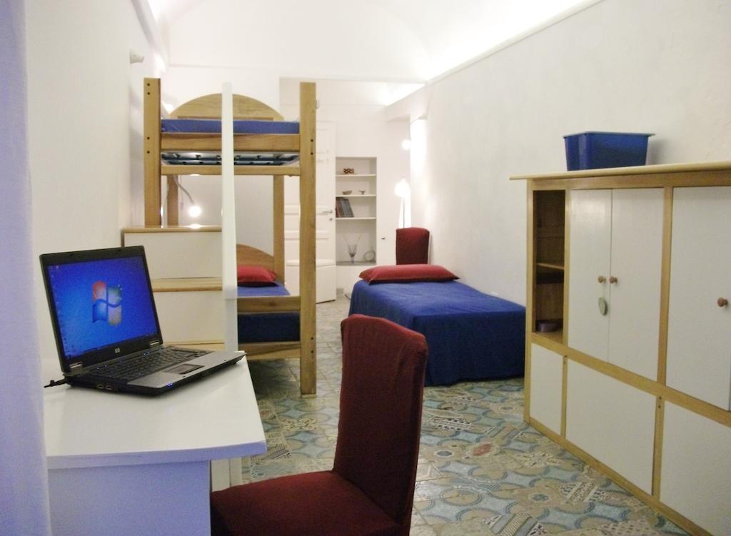 Ferienwohnung Residenze Palazzo Pes Cagliari Zimmer foto